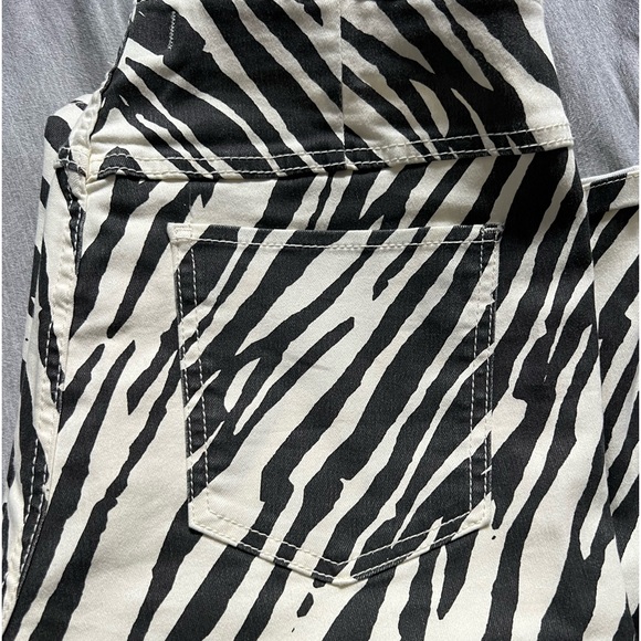 Zebra flare pants - Picture 2 of 5